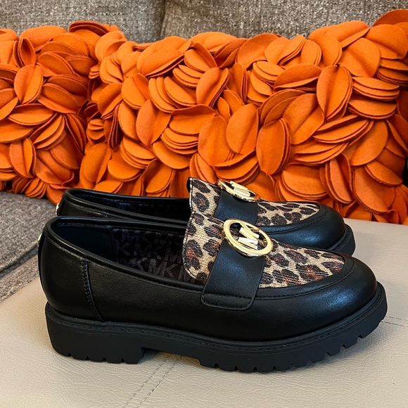 ❣️🆕 MICHAEL KORS Little Girls Madeline Penny
Leopard Print Loafers❣️ - Picture 3 of 12